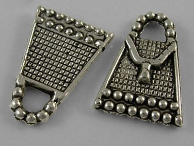 Прикраса «Сумочка» від Melissa Frances - Single Keyholes Gloucester - White, 1 шт.