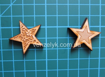 Деревʼяна прикраса від Вензелик - Зірки великі, фанера товщиною4 мм