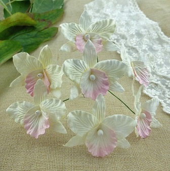 Орхидеи, цвет белый с розовым, 33х40мм, 5 шт.