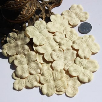 Гортензія, колір: кремово-жовтий, 5см