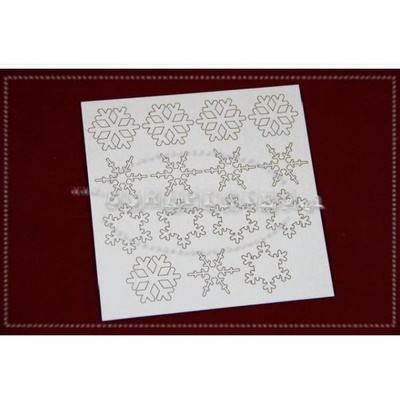 Чипборд Scrapiniec - Снежинки маленькие, набор 15 штук