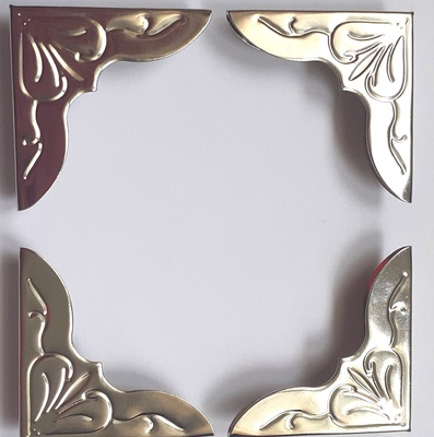 Кутики металеві, колір нікель, 30х30х3мм, 4 шт.