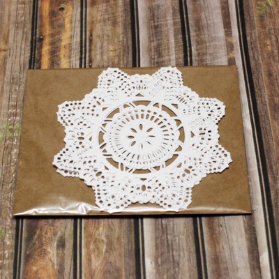 Вирубка з білого картону - Серветка ажурна №19, діаметр 10,4 см, 2