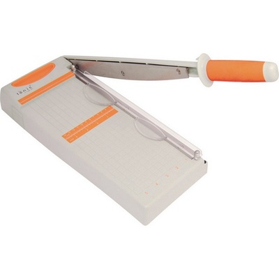 Сабельный (гильотинный) резак Tonic Studios - Small Base Trimmer - 152E