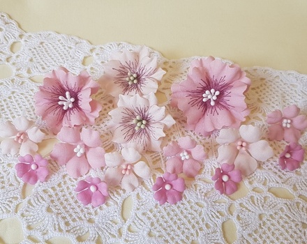 Набір квітів з тканини,рожевий, 1,5 см - 4 см, 15шт.