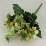 Букет зелено - білих квітів