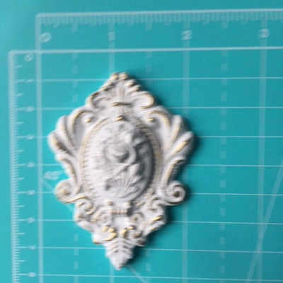 Гипсовый декор от Е.В.A - Камея с позолотой, 5х7 см, 1 шт.