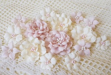 Набір квітів з тканини, пудрово-ванільний, 2,5 см - 4,5см (15шт.)