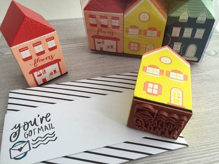 Набір гумових штампів від American Crafts у формі будиночок - Lovely Day Collection - Wood House Stamp Set