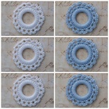 Вʼязаний мотив від Allmacraft - фішки ажурні у множині, білі і блакитні, 3.5см, 6 штук