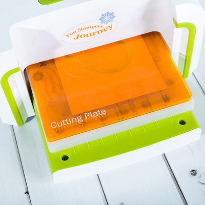 Машинка для вирубки і тиснення від Spellbinders - Journey Platinum Machine з магнітною широкою платформою, 8.5" (21,5см), TO - 0090