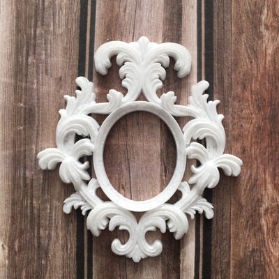 Пластикова прикраса Рамочка з орнаментом від E.В.A., 6,2x7см