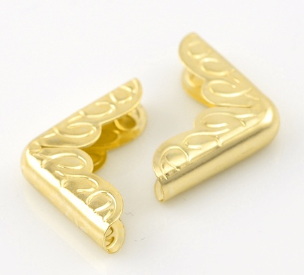 Куточки для альбомів,16*16*2м, колір золото, 4 шт., товщина 4 мм