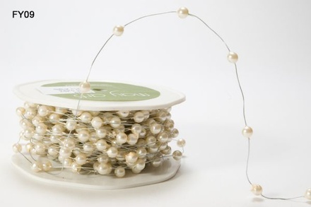 Нитка з намистинками, колір бежевий, розмір: 4 мм, довжина 90 см