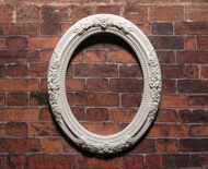 Пластиковая "Овальная рамка в розах" от Е.В.A, 54х49 мм