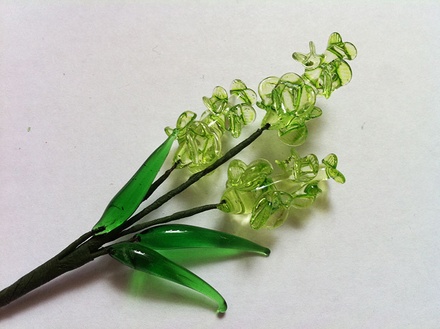 Гілочка бузку, колір салатовий, 12см