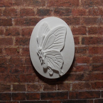 Гіпсова камея "Метелик" від E.В.A., 3,8x2,8cм