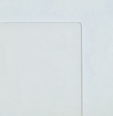 Аркуш прозорого пластику, товщина 1м, розмір: 30x30см, кути злегка заокруглені, 1 шт.