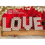 Чипборд ScrapBox — напис Love під вишивку Hi-342