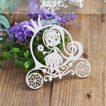 Чипборд от Вензелик - Девочка в карете, размер: 78x83 мм