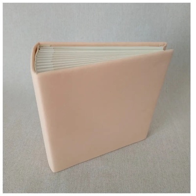 Заготовка для альбому в м'якій обкладинці (персиковій) 10 аркушів, розмір 20*20 см з пивного картону