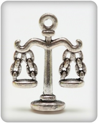 Набір металевих підвісок від ScrapBerryʼs - Ваги, 16x24мм, 10 шт.