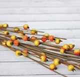 Гілочка з ягідками, червоно-жовта, дрібні ягоди, 34см