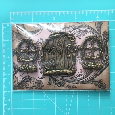 Набор пластиковых украшений: дверь и окошки под античное золото от Е.В.A, см