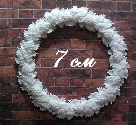 Пластиковий декор від E.В.A - Виноградний вінок, 7 см