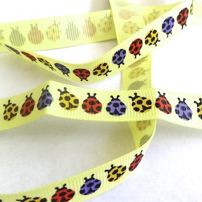 Стрічка Eyelet Outlet - LadyBug Ribbon, ширина 15 мм, довжина 90 см