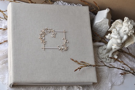 Альбом от Светланы Ковтун в классическом переплете с тканевым покрытием, лен песочный, 30х30 см, 5 разворотов, расст. 7 мм