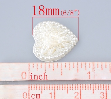 Серце, імітація перлинок, 18х17мм, колір молочний, 1 шт.