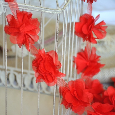 Стрічка з квітами із шифону, колір червоний, 6 цвіт