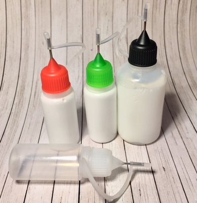 Пустая бутылочка из мягкого пластика с тонким металлическим наконечником, 10 мл