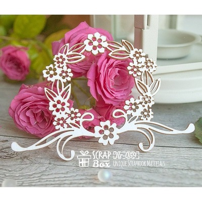 Чипборд ScrapBox - віночок з квітами Hr-059