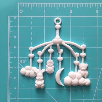 Пластикова прикраса Дитяча каруселька, 1 шт. від E.В.A., 6,8x7см