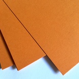 Двухсторонний лист картона, размер: 20х30 см, цвет: оранжевый, плотность 300 г, 1 шт.