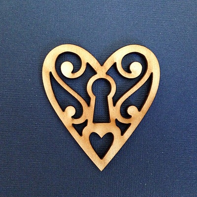 Деревянная фигурка WOOD-065 - Ажурное сердце, 1 штука