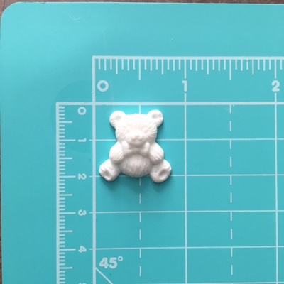 Украшение - мишка от Е.В.A, 2х2см