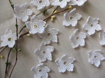 Уютный декор от LESHCHENKO - Вязаные цветочки в наборе "Middle", 4 шт.