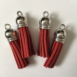 Підвіска - китиця з замші з срібним наконечником, 35х10 мм, колір червоний
