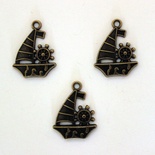 Металлическое украшение "Парусник", 28х21 мм, 1 шт.