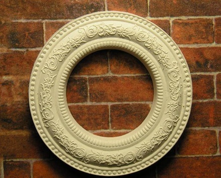 Гіпсова прикраса від E.B.А. - Кругла рамка, діаметр - 3,5cм