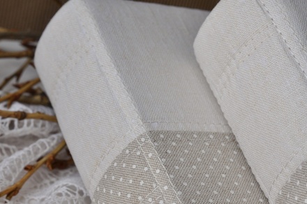 Альбом від Світлани Ковтун в клас. переплеті з тканин. обладинкою, льон комбін. гориз. піс.-сірий і молочний, 15x15см, 5 розворотів, відстань 7 мм