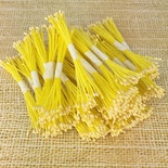 Тайские тычинки для гибискуса, мелкие светло-желтые, светло - желтые, в пучке 46-52 шт.