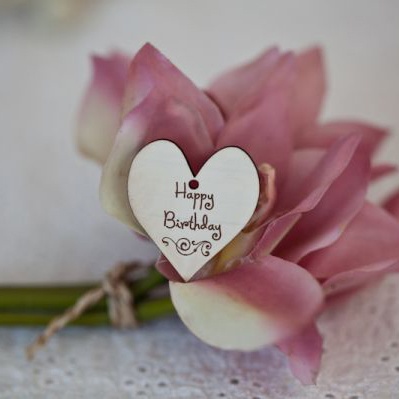 Сердечко деревʼяне: happy birthday, 3x3,3см