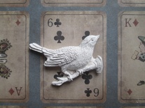 Гипсовое украшение - Птичка на веточке, 5х4см