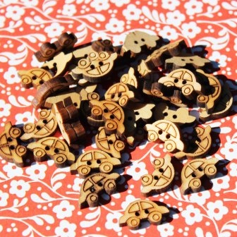 Деревʼяний ґудзик "Машинка", 1 шт.