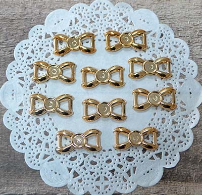 Пряжки пластикові від ScrapBerryʼs - Золото, 3 см, 10 шт.