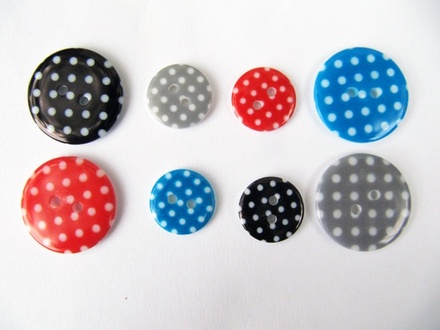 Набір ґудзиків у горошок "Хлопчик", діаметр 15 і 23 мм, 8 штук